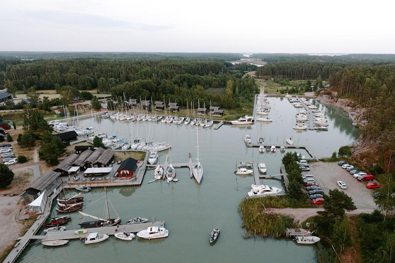 Peterzens Boathouse Βίλα Laupunen Εξωτερικό φωτογραφία